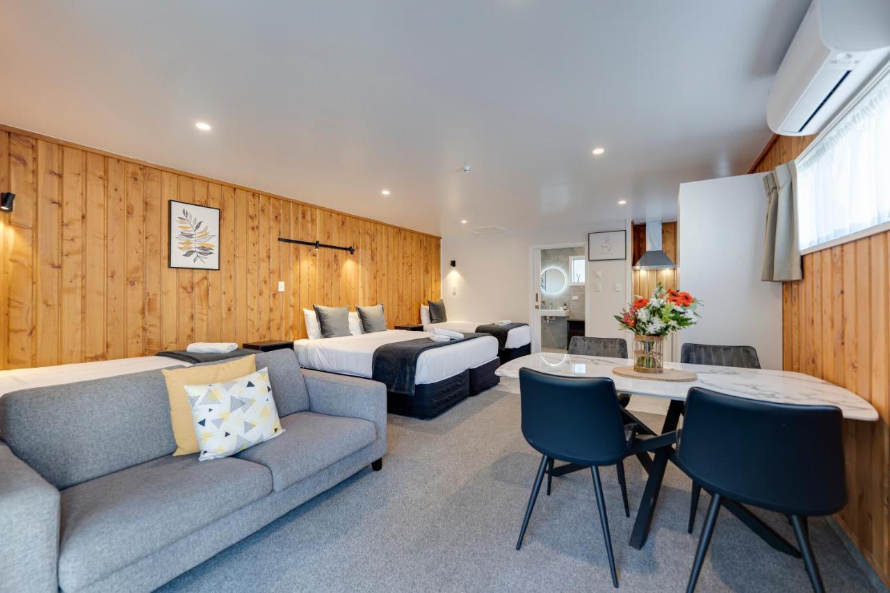 Archway Motels & Chalets Wanaka Buitenkant foto